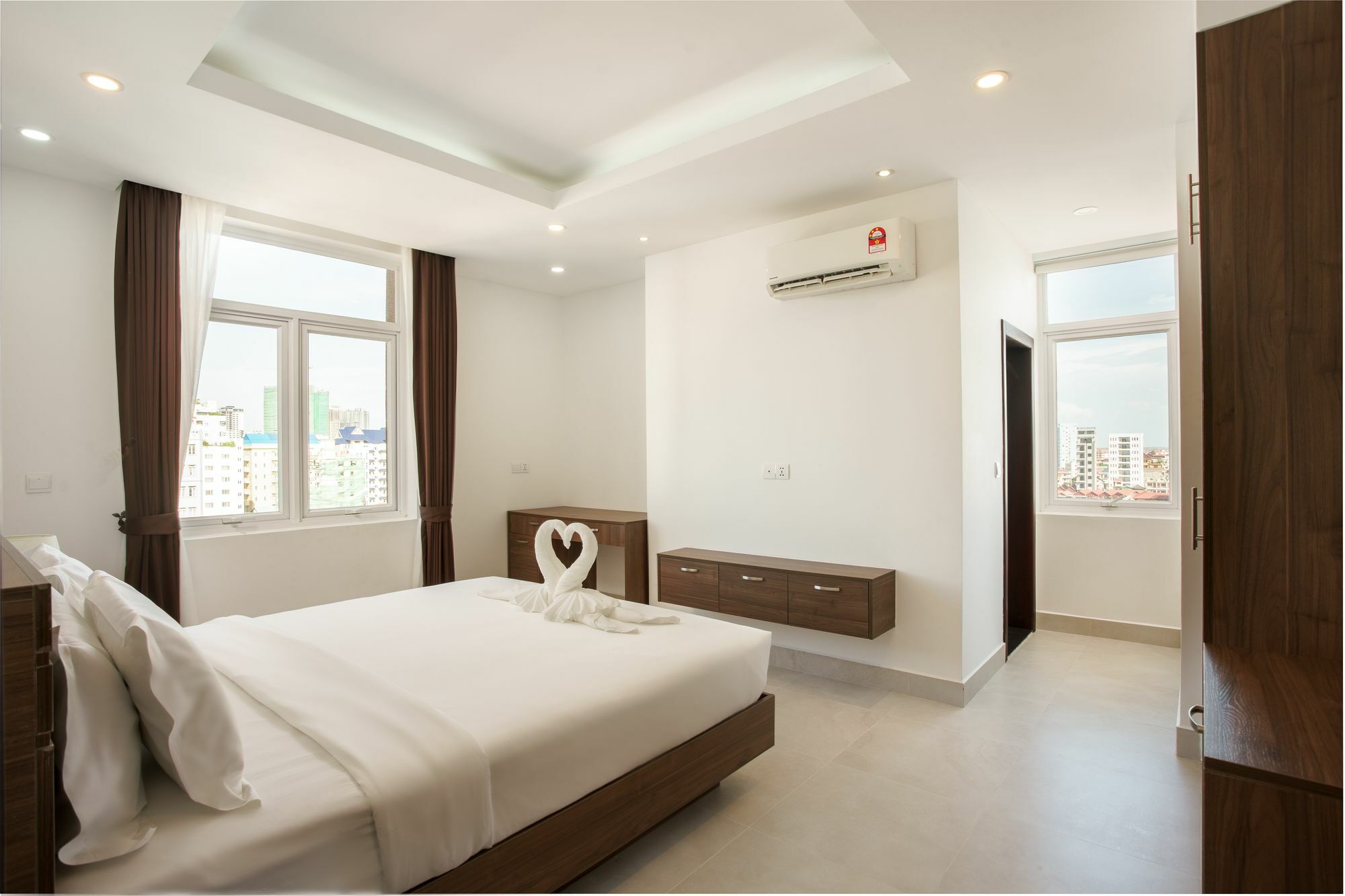 ควีน แมนชั่น Apartment พนมเปญ ภายนอก รูปภาพ